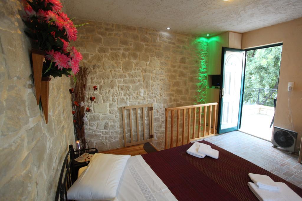 Villa Athina Aryiroúpolis Стая снимка