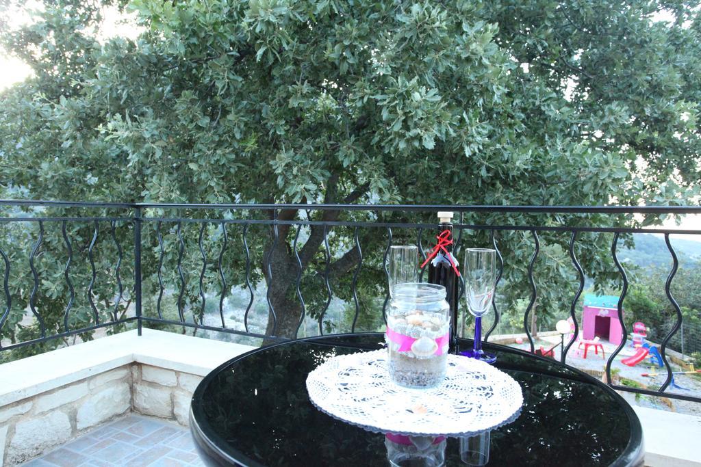 Villa Athina Aryiroúpolis Стая снимка