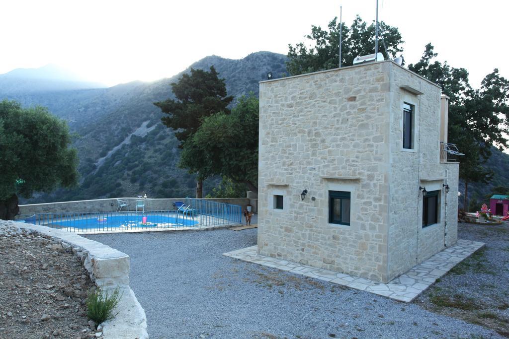 Villa Athina Aryiroúpolis Стая снимка